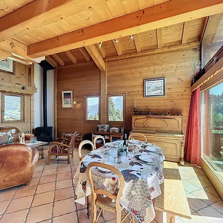 Individuel Avec Garage, Terrasse, Buanderie Et Cuisine Equipee - Fr-1-560-149 * Sallanches