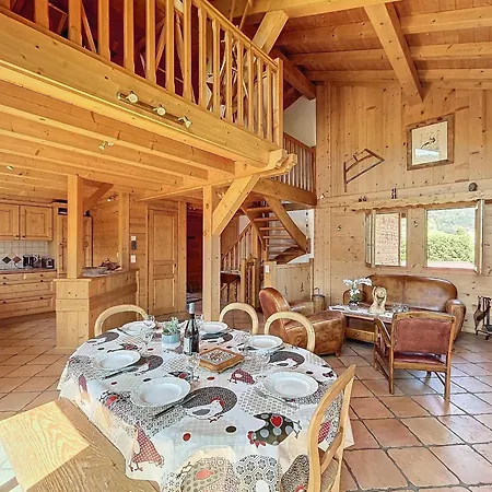 Chalet Individuel Avec Garage, Terrasse, Buanderie Et Cuisine Equipee - Fr-1-560-149 Sallanches